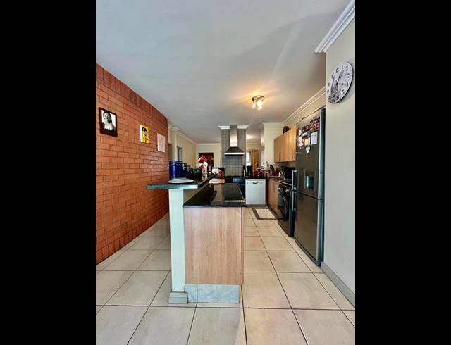 2 BEDROOM PROPERTY TO RENT IN EDENBURG